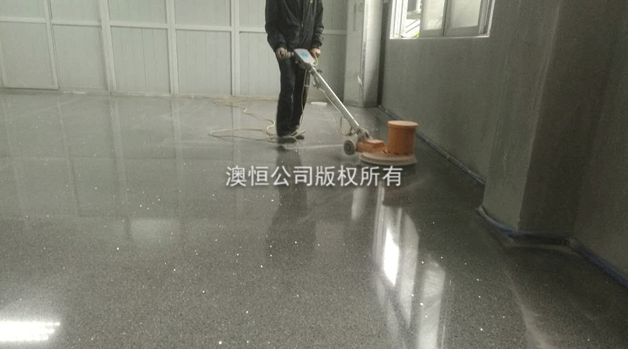 新型無機磨石施工現(xiàn)場 新型無機磨石施工現(xiàn)場