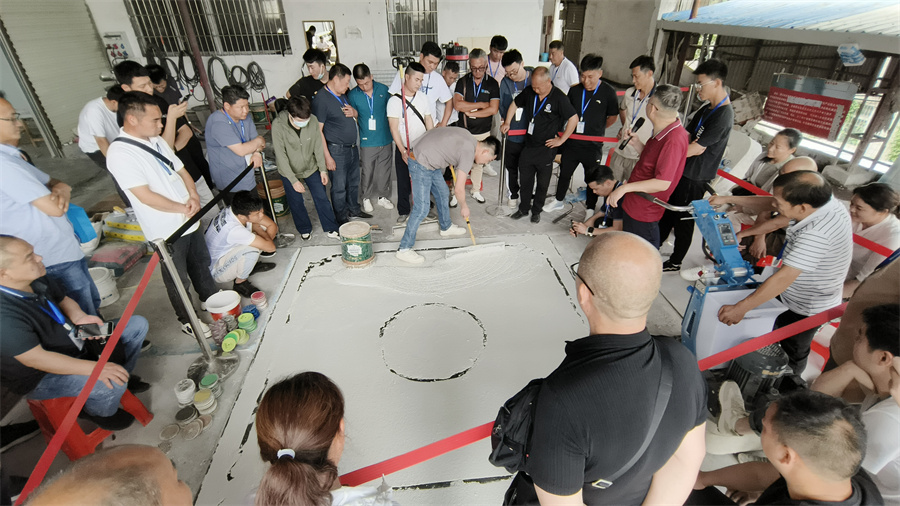 無機磨石實操現(xiàn)場